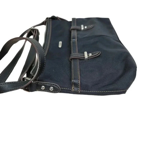 Chaps Black Nylon Shoulder Bag Purse Front Pockets Back Zipper Compartment - Picture 6 of 8